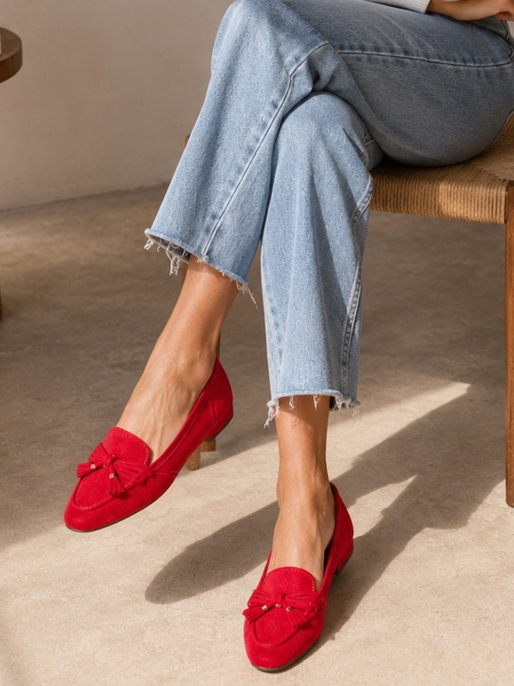 Crown & Ivy Sloane Red Pink Suede Tassel Bow Loafers Flats Shoes 8.5 Pointed Toe